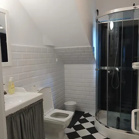 Z Sauna I Jacuzzi Na Wylacznosc Holiday home