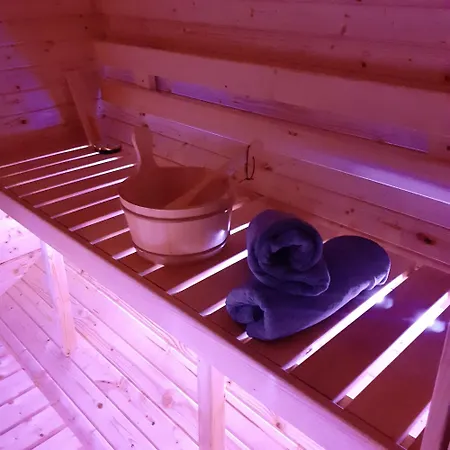 Na Wylacznosc - Sauna Casa vacanze Dabrowka (Wolomin)